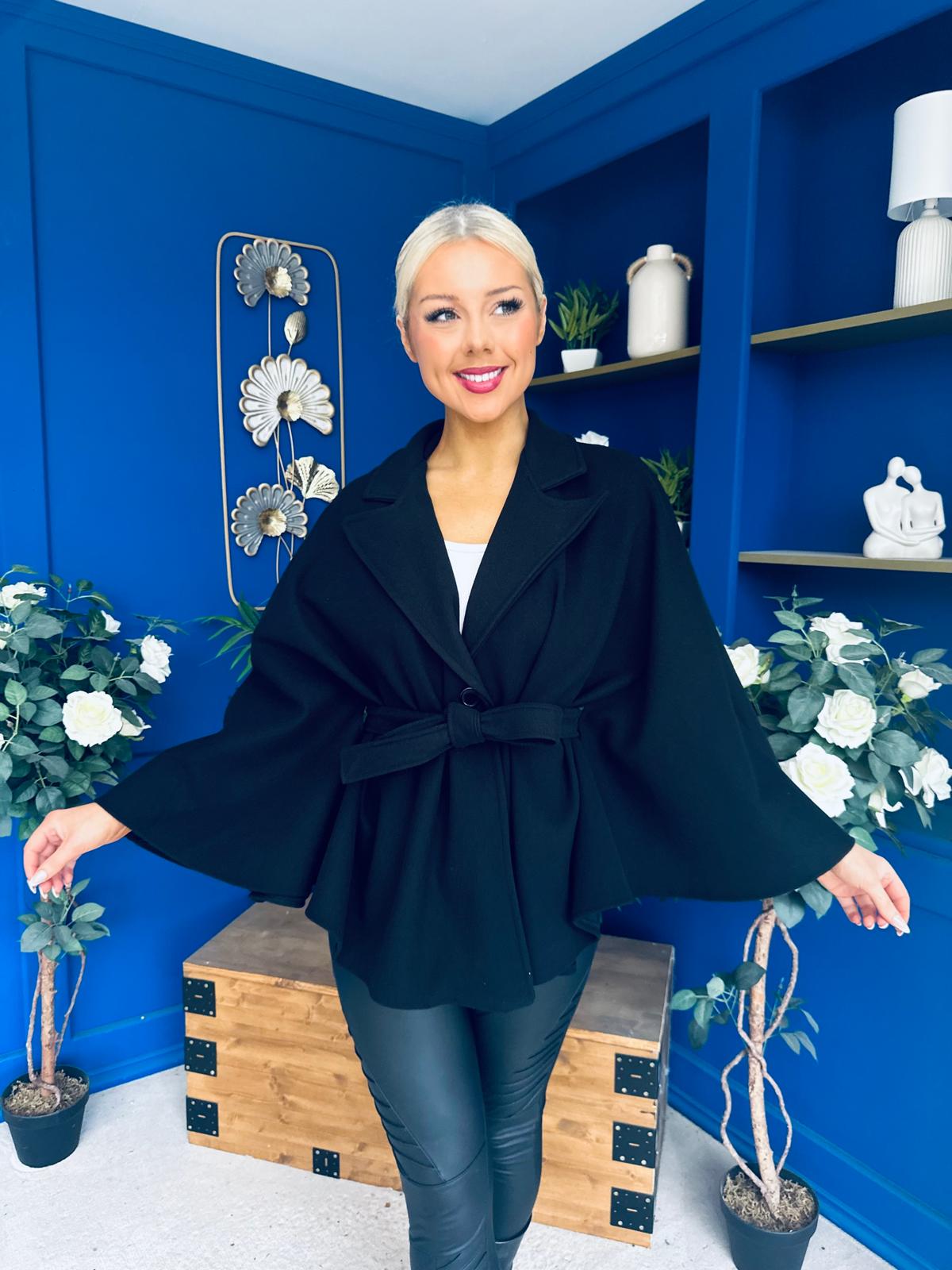 Tara Detailed Cape Jacket Black
