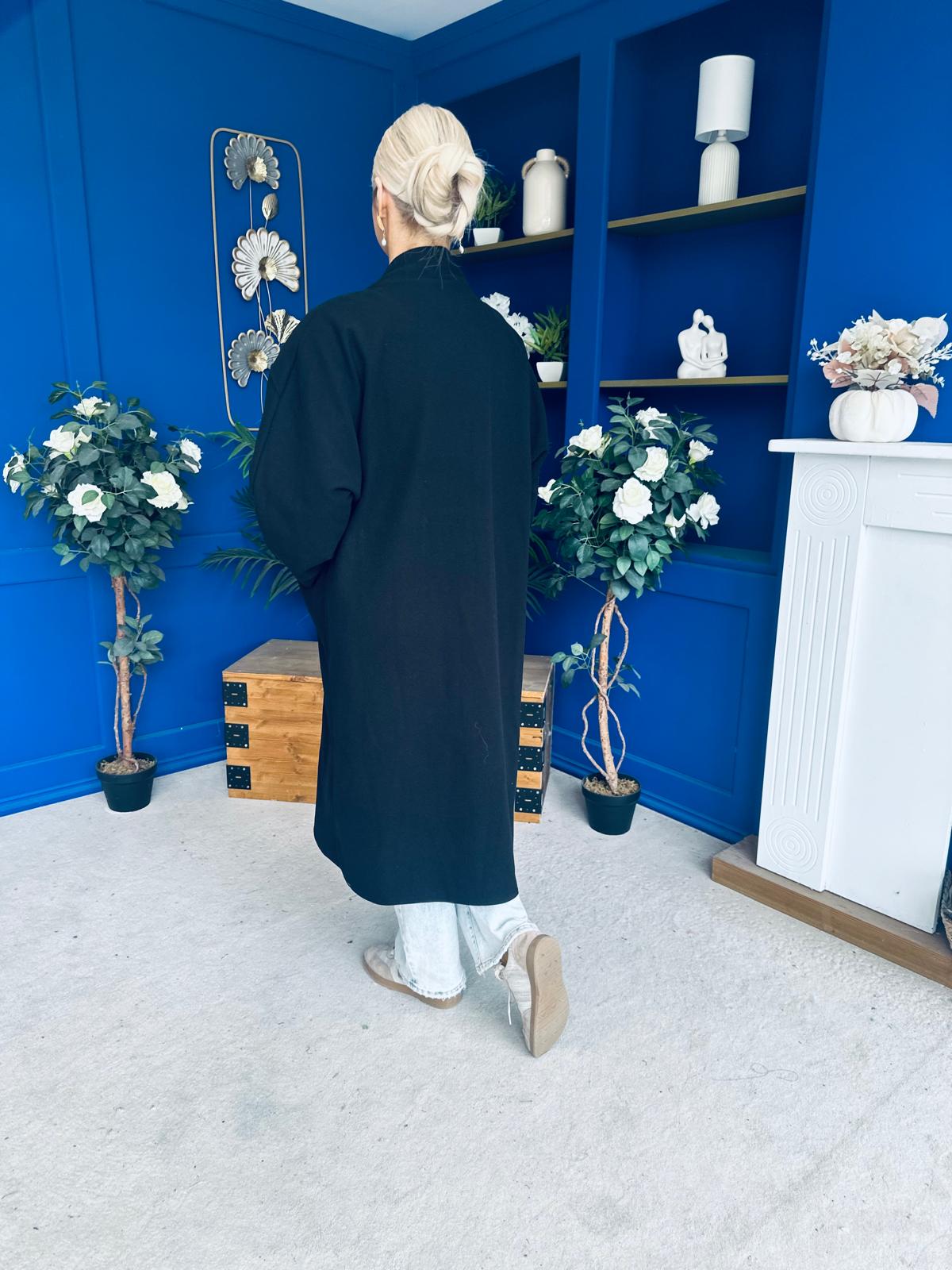 Avril Detailed Longline Cardi Black