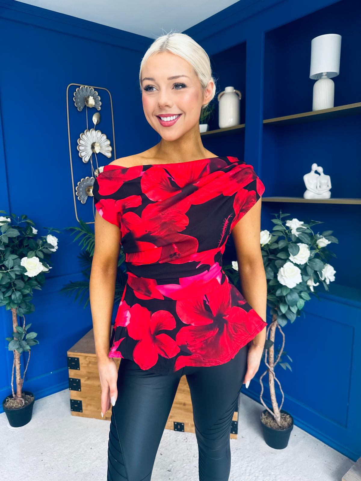 Heather Pleat Detail Top Floral Rouge