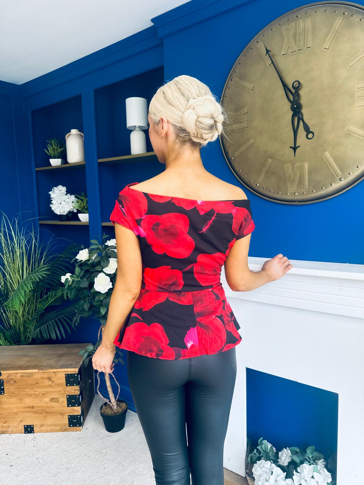 Heather Pleat Detail Top Floral Rouge