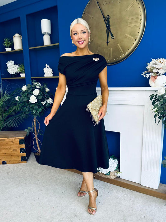 Keegan Gold Broach Detail Midi Dress Black