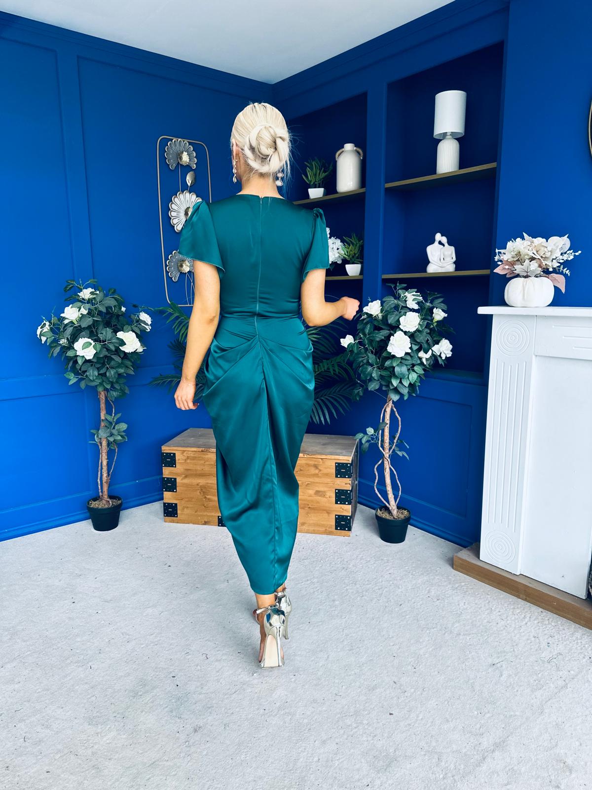 Laura Flutter Sleeve Gathered Midi Dress Green