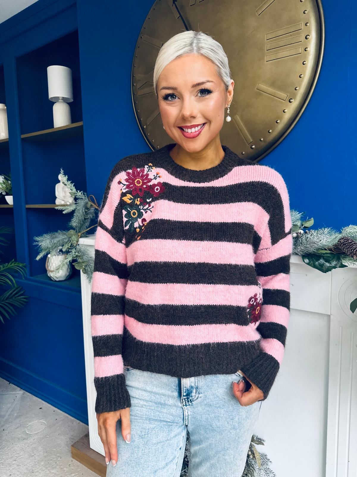 Roxy Embroidered Jumper Choc & Pink