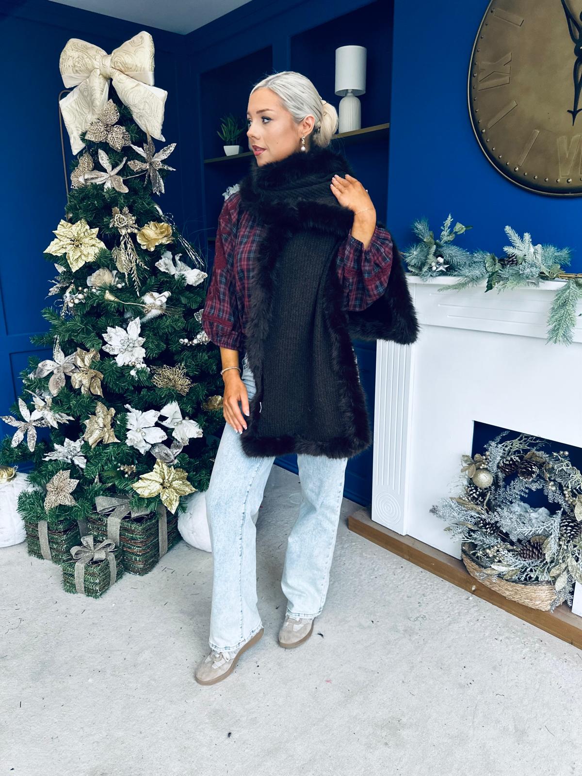 Kerri Faux Fur Trim Scarf Chocolate