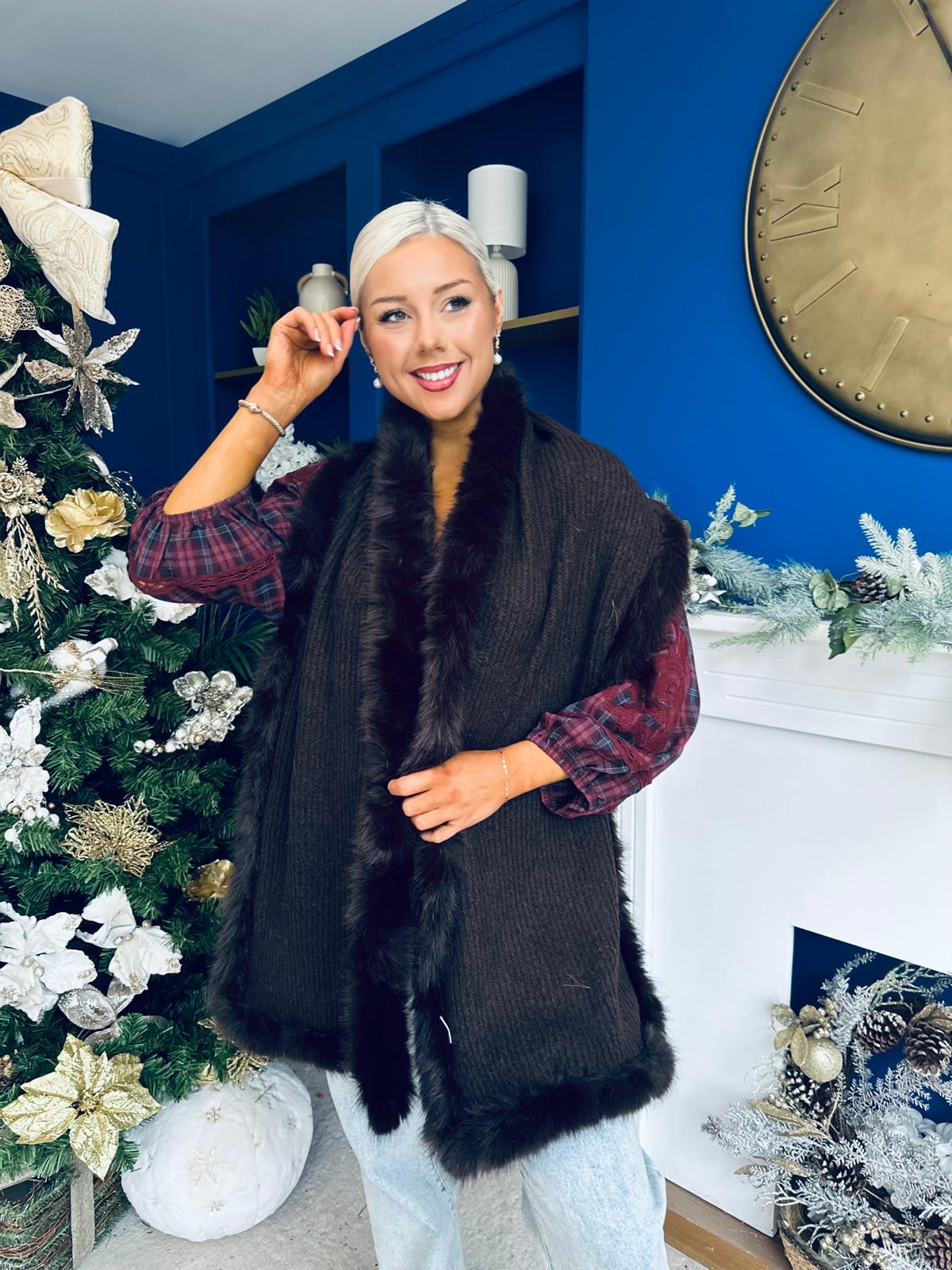 Kerri Faux Fur Trim Scarf Chocolate