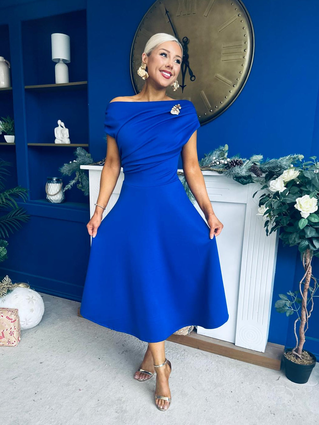 Bailey Gold Brooch Detail Midi Dress Cobalt