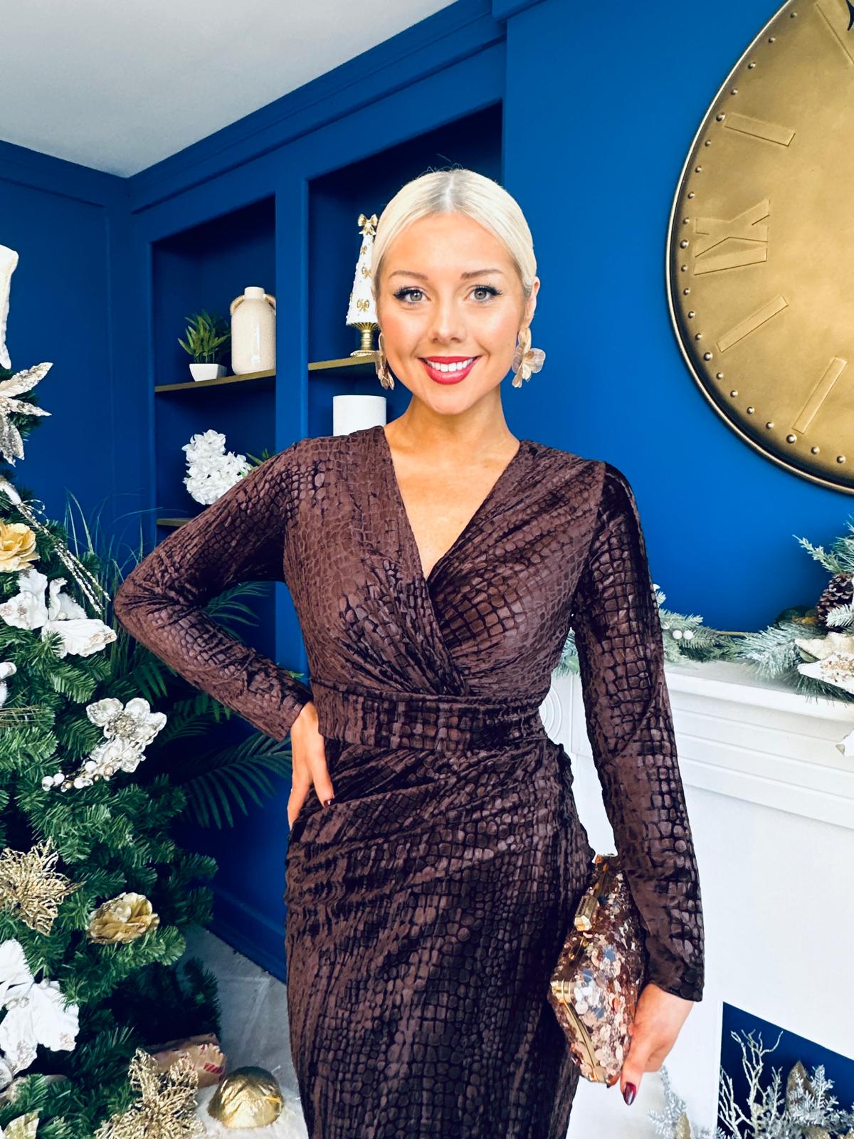 Faith Textured Velour Midi Dress Coffee