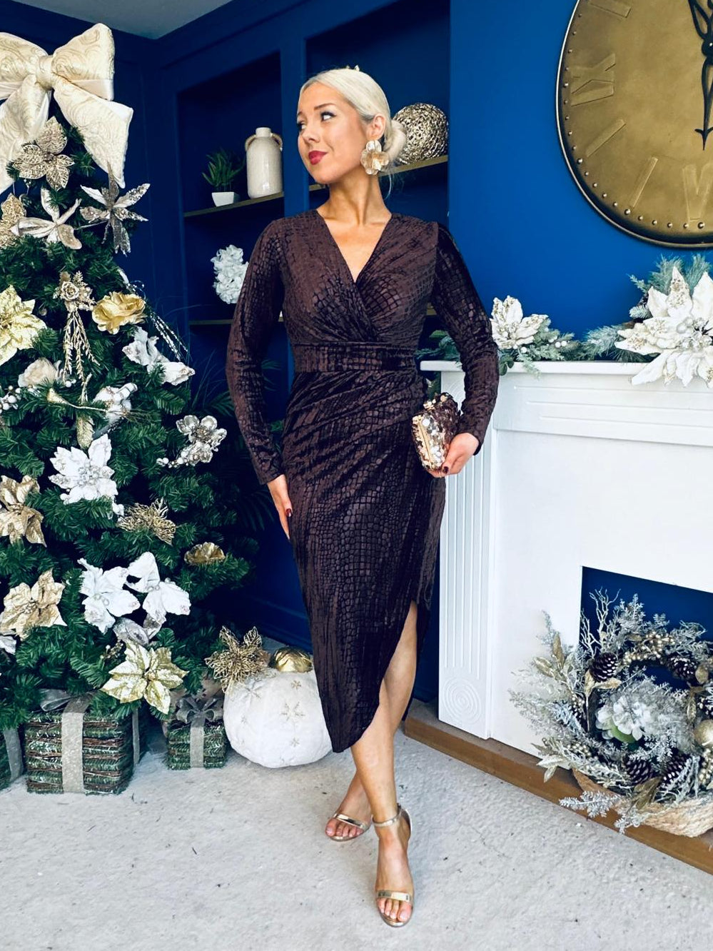 Faith Textured Velour Midi Dress Coffee