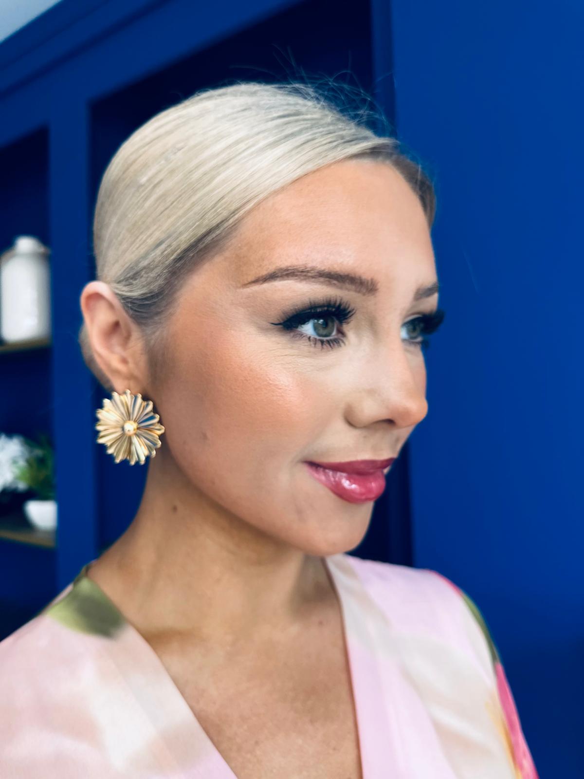 Daisy Stud Earrings Gold