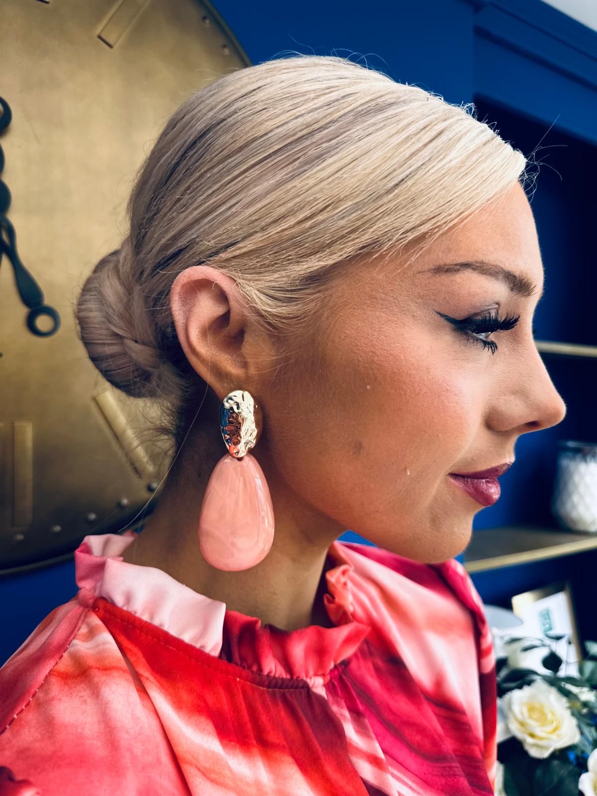 Theo Drop Earrings Gold