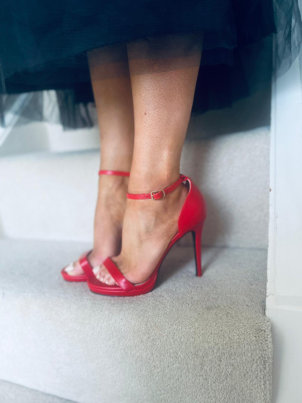 Mario Sandals Red